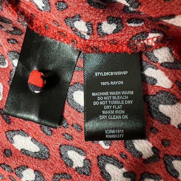 Sanctuary Noelle Leopard Print Smocked Sleeve Button Down Blouse *SMALL FLAW* - Picture 9 of 15